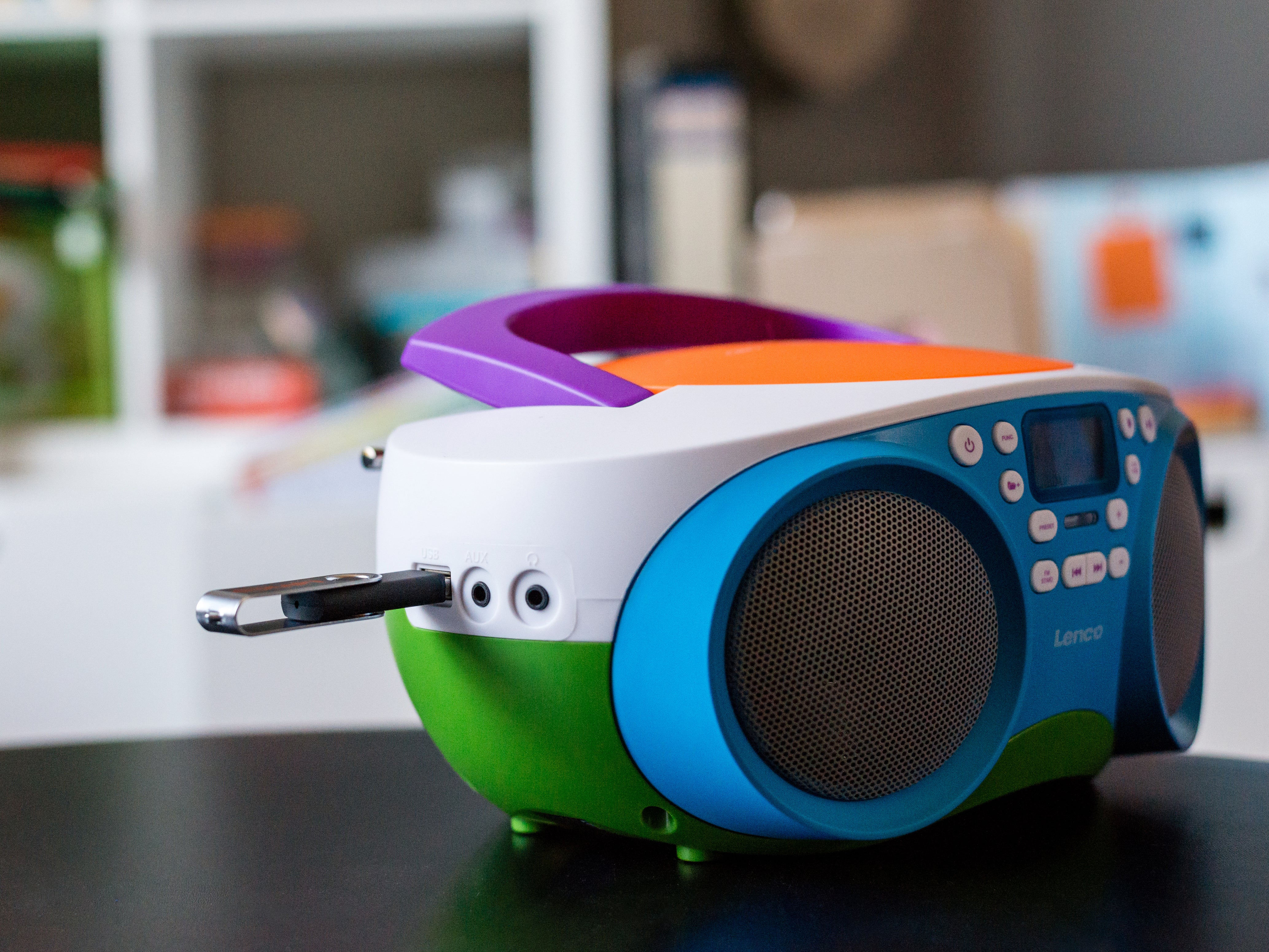 LENCO SCD-41 - Draagbare FM Radio - CD/USB-speler - Multi colour - Image 6